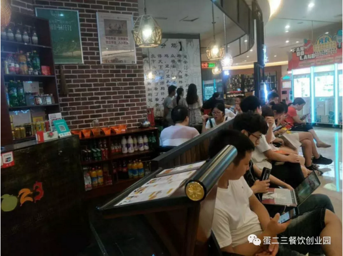 爆单！疯狂爆单！原来顾客们都喜欢这样的美食····