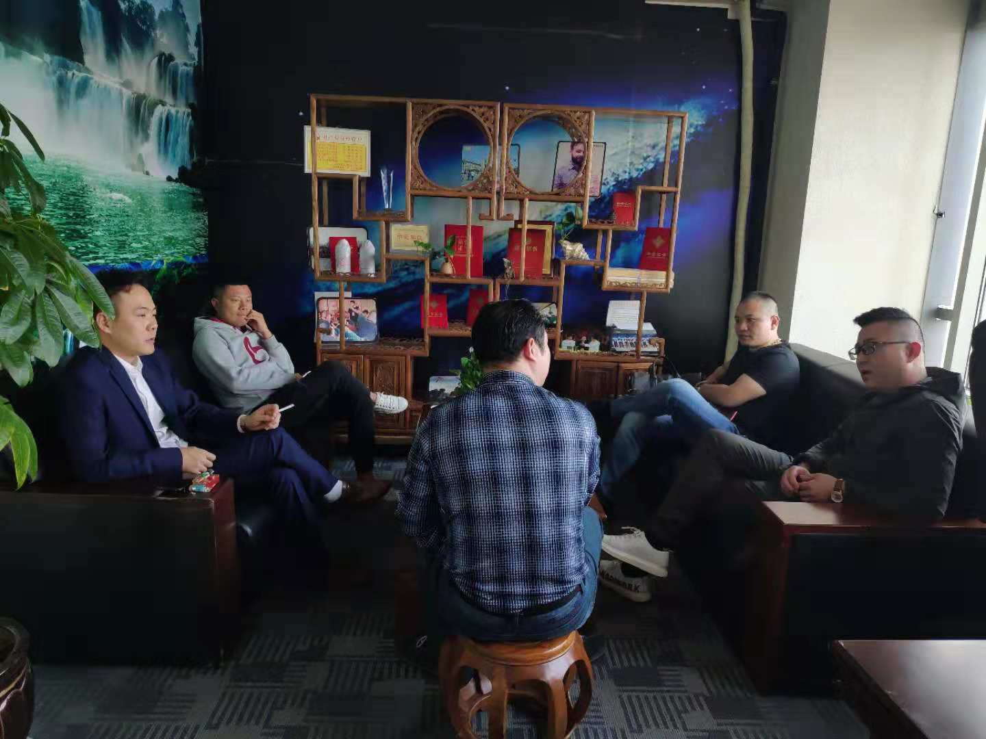 热烈欢迎“青海西宁刘总”和“江苏南京刘总”到访考察项目！